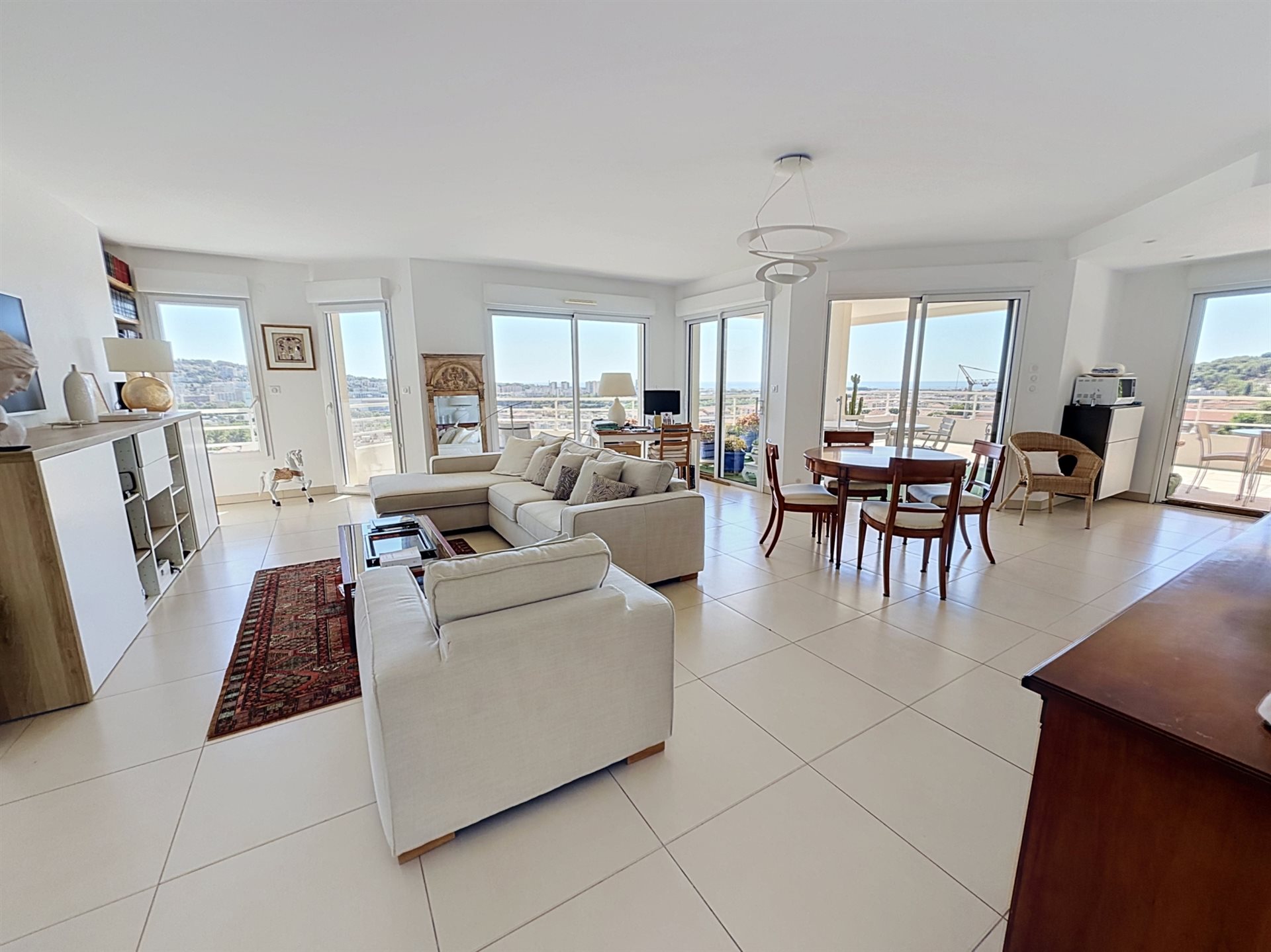 Appartement à vendre, 107m², Saint-Laurent-du-Var
