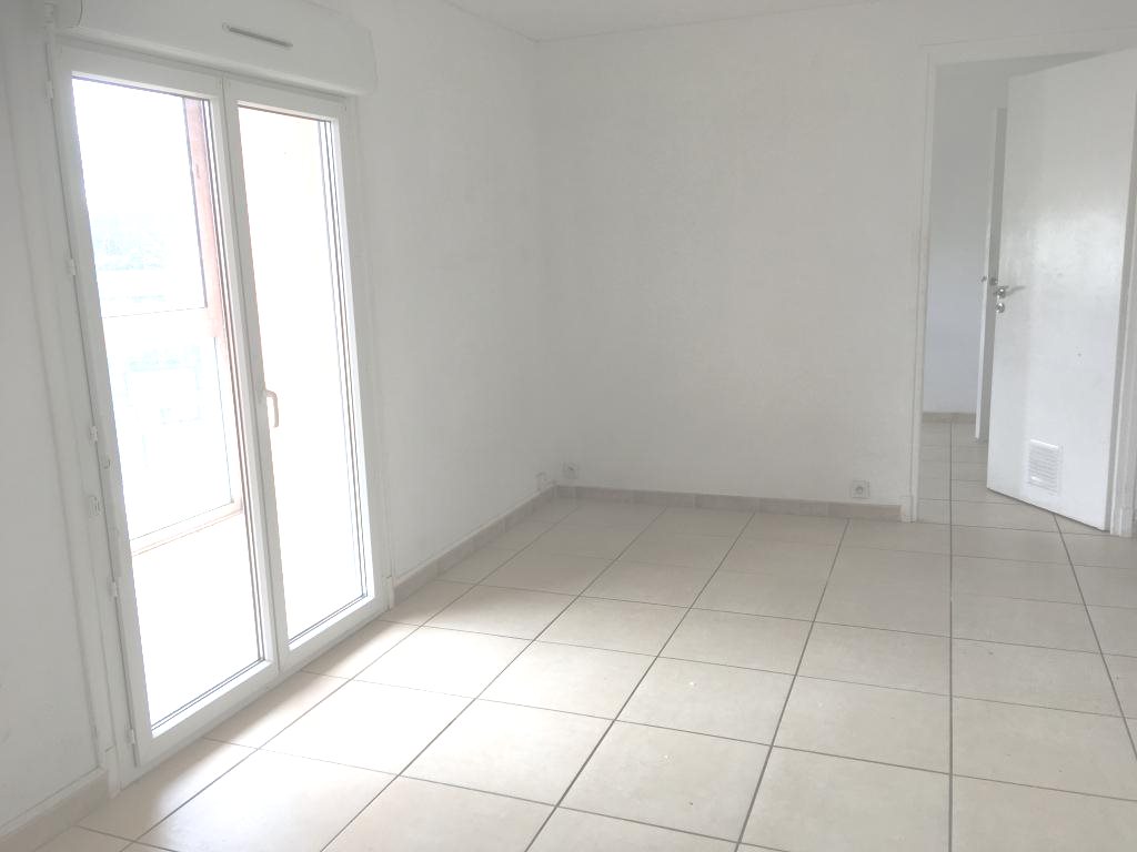 Appartement à louer, 64m², Alès