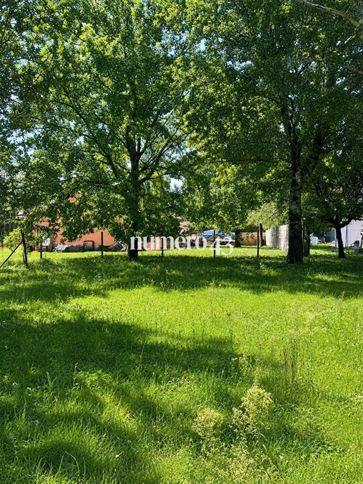 Terrain 762 m² · à Saint-Laurent-Médoc · 762 m² · 68 326 €