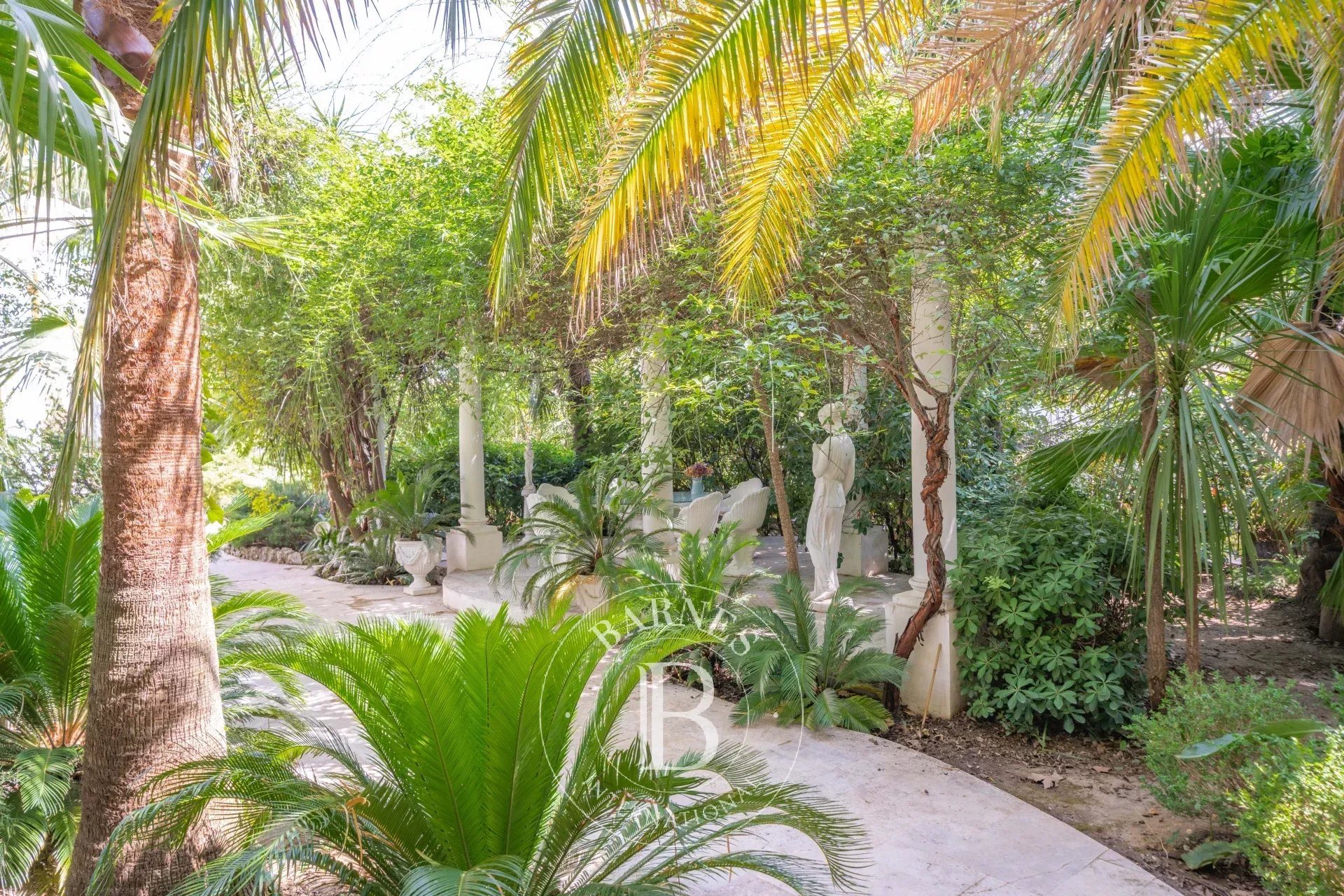 Maison à vendre, 296m², Cagnes-sur-Mer