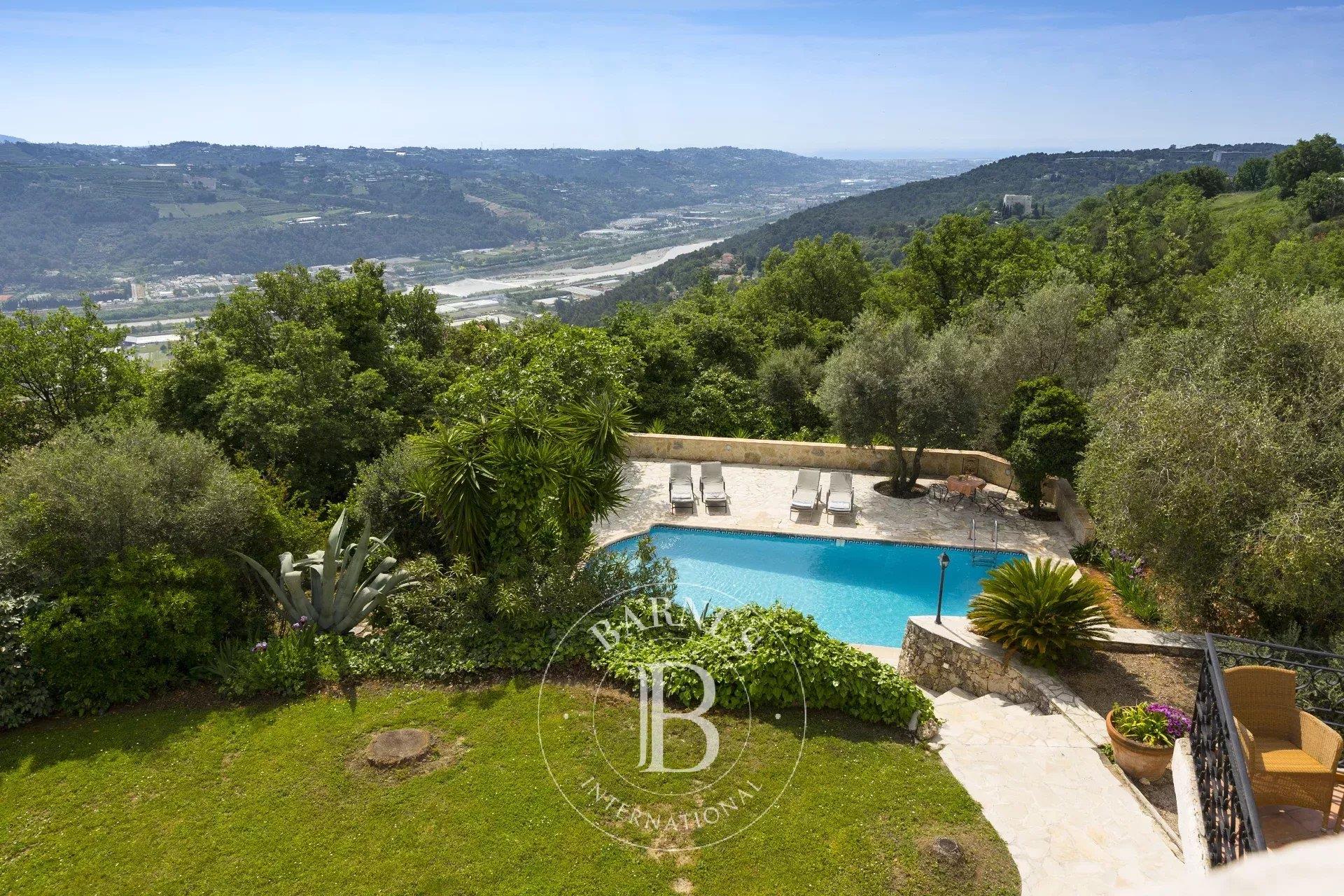 Maison à vendre, 187m², Gattières