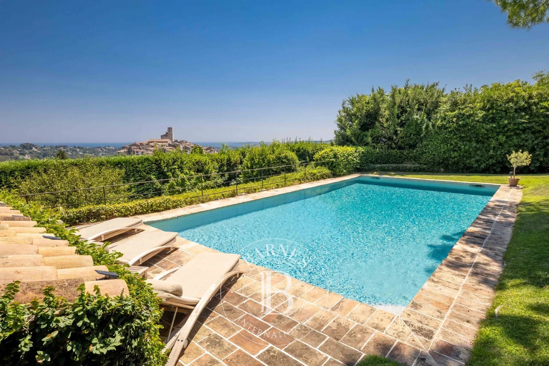 Maison à vendre, 220m², Saint-Paul-de-Vence