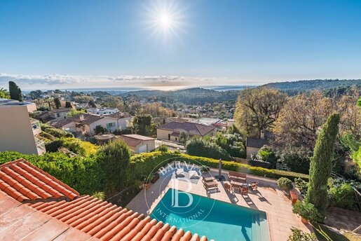 Maison 10 pièces 365 m² · à Vence · 365 m² · 2 300 000 €