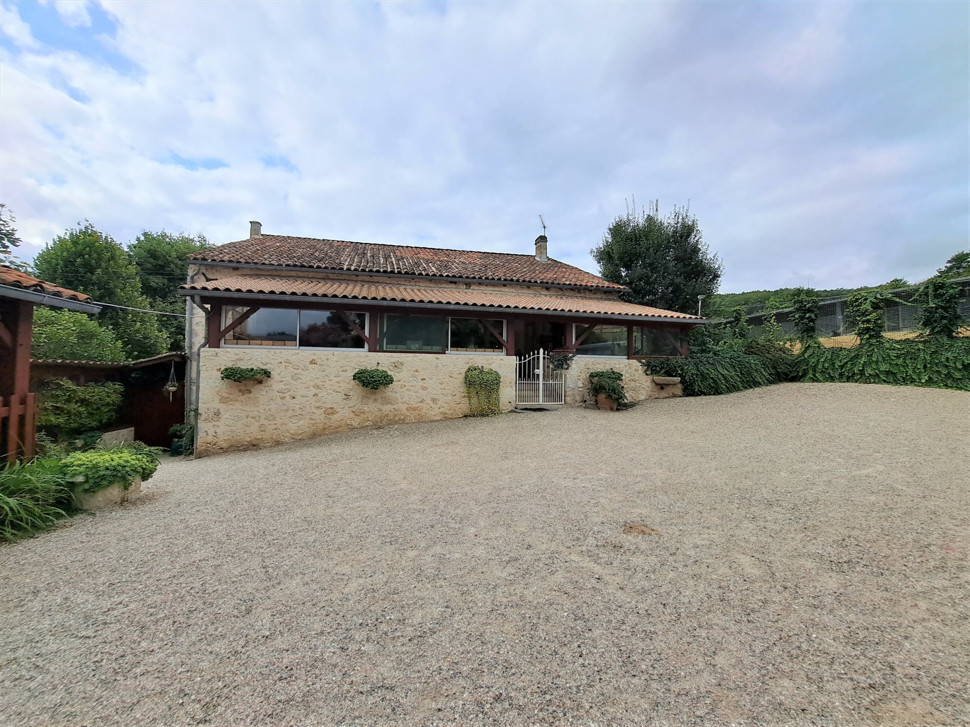 Maison à vendre, 240m², Sainte-Colombe-de-Villeneuve