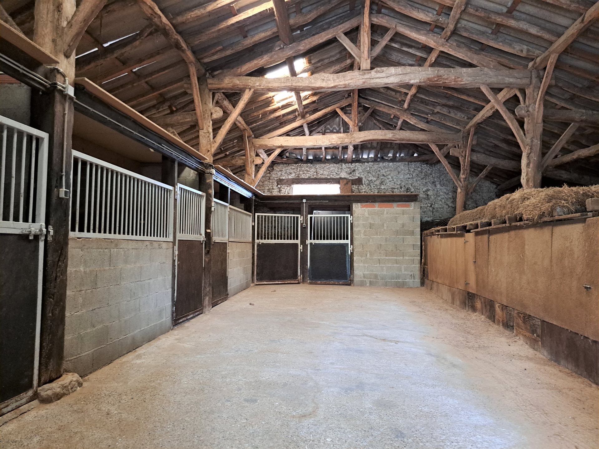 Maison à vendre, 240m², Sainte-Colombe-de-Villeneuve