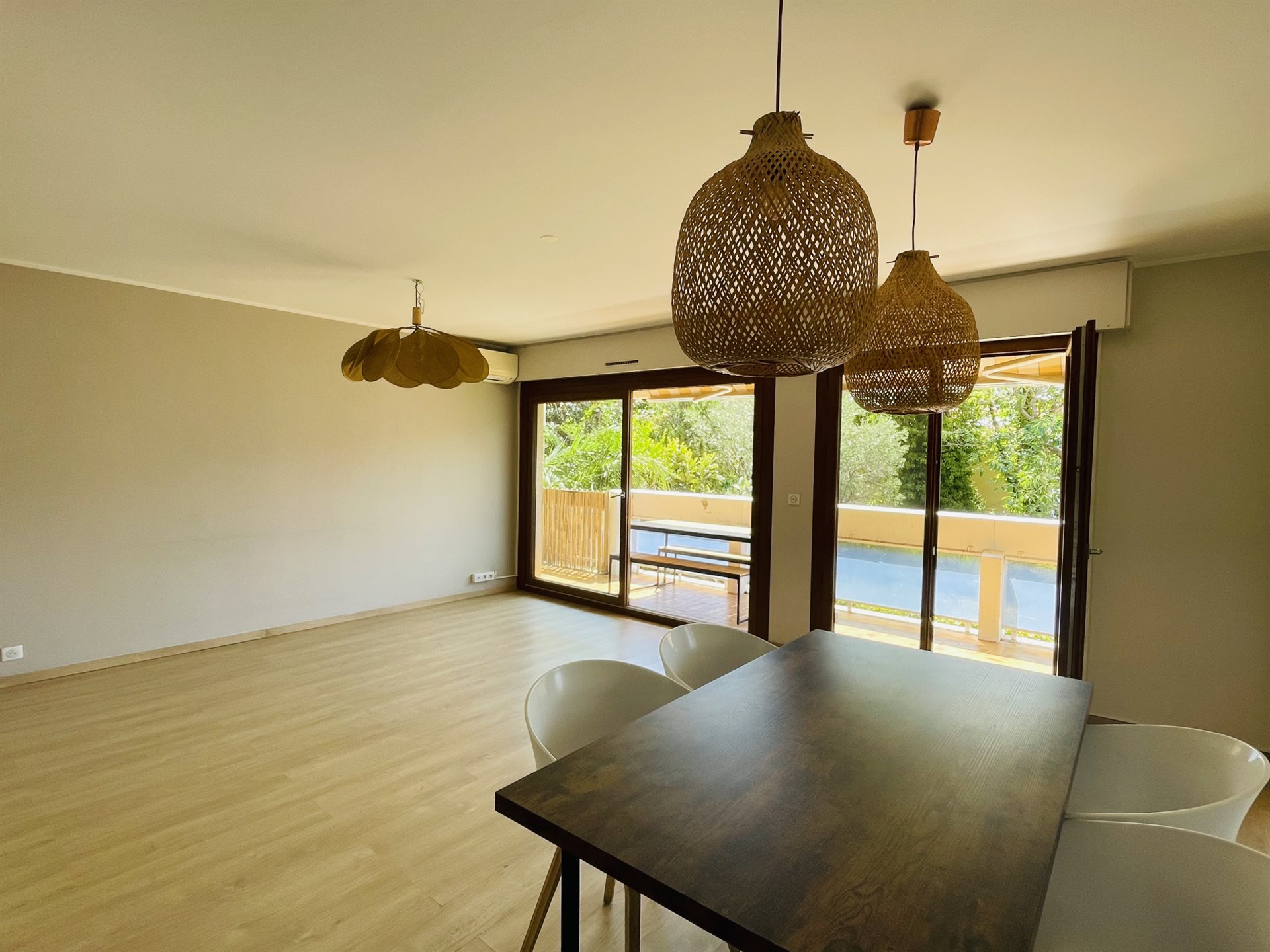 Appartement à louer, 102m², Marseille 8ème