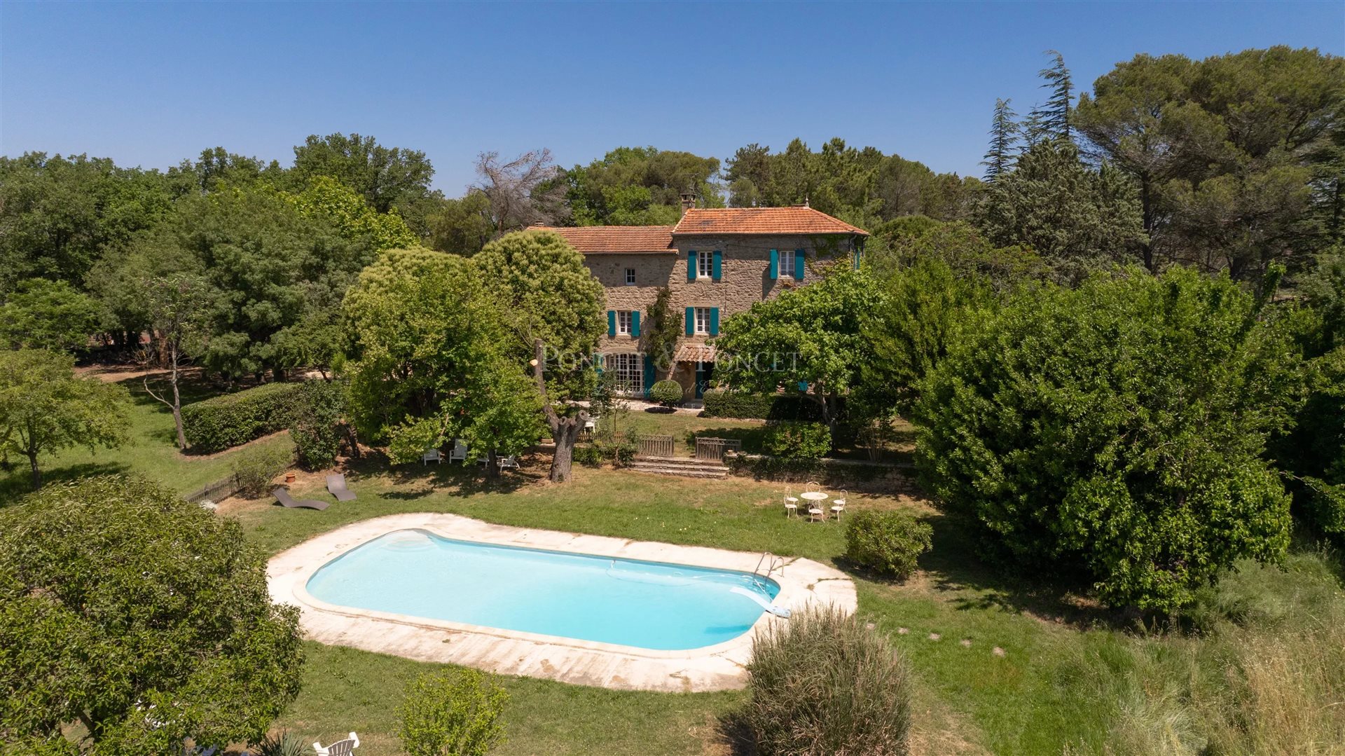 Maison à vendre, 270m², Uzès