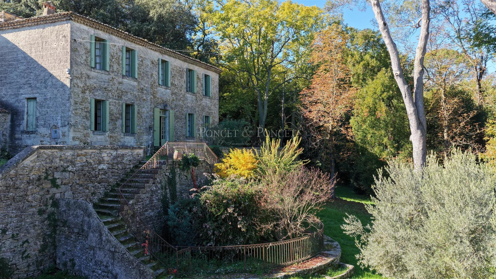 Maison à vendre, 300m², Uzès