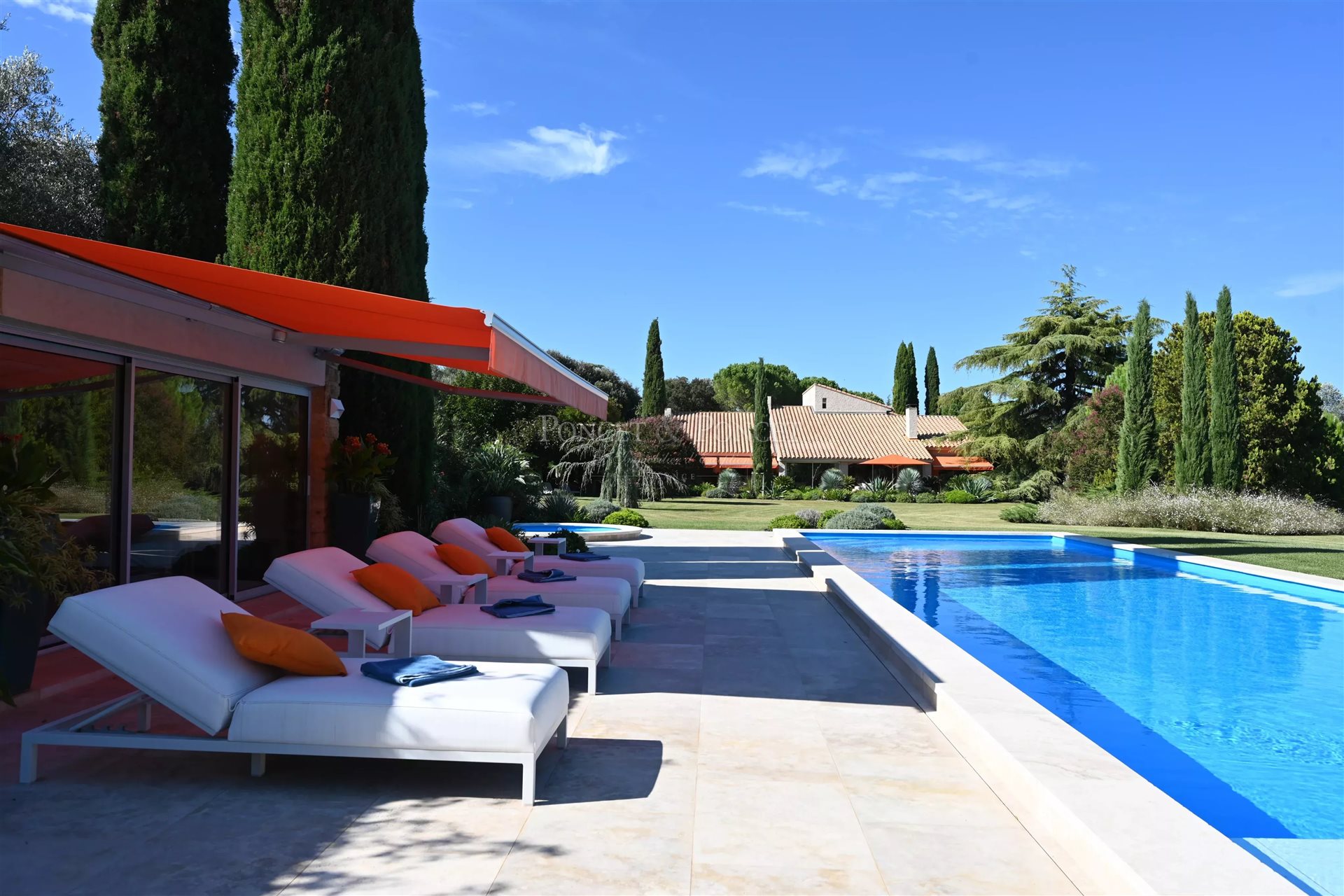 Maison à vendre, 350m², Uzès