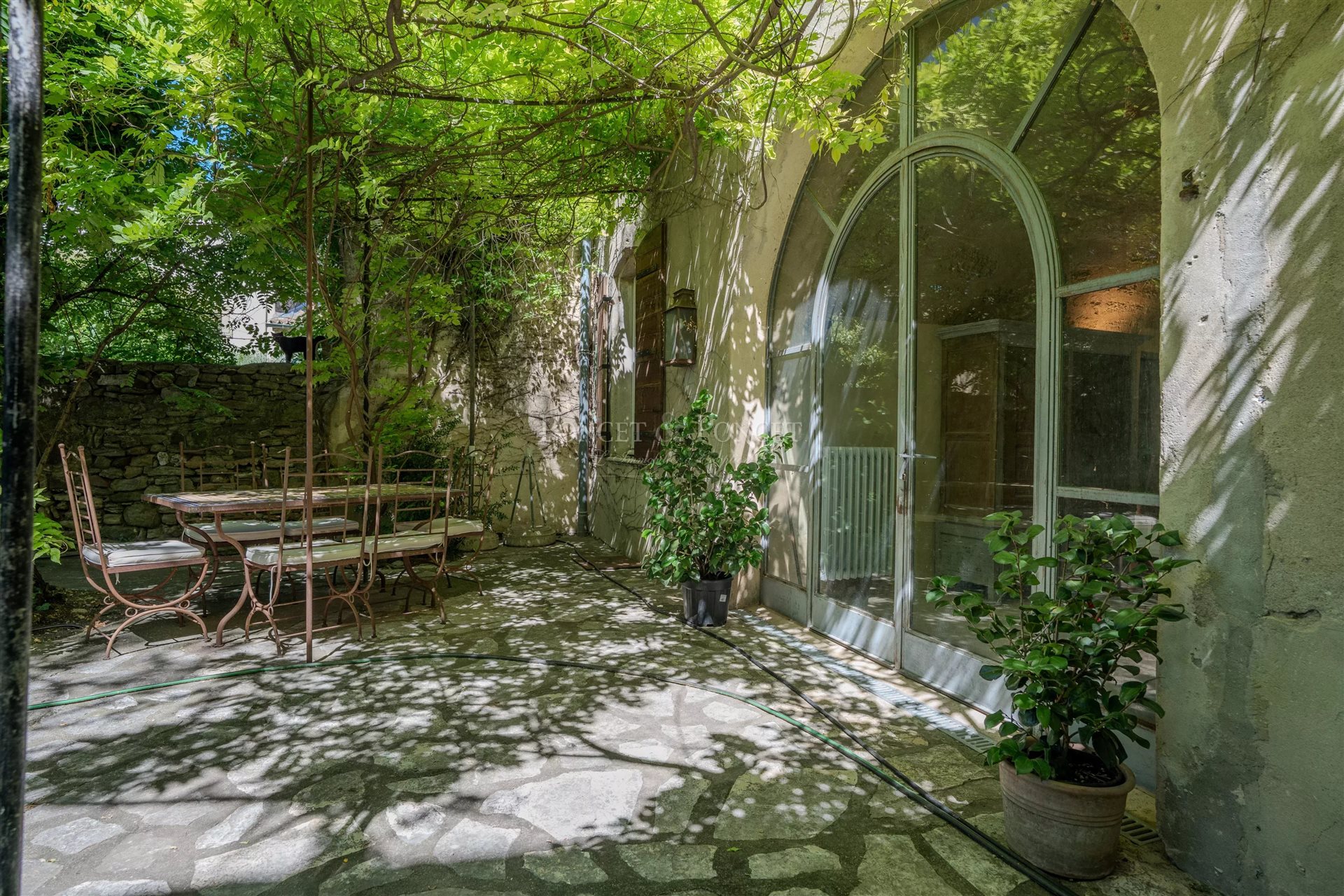 Maison à vendre, 327m², Uzès