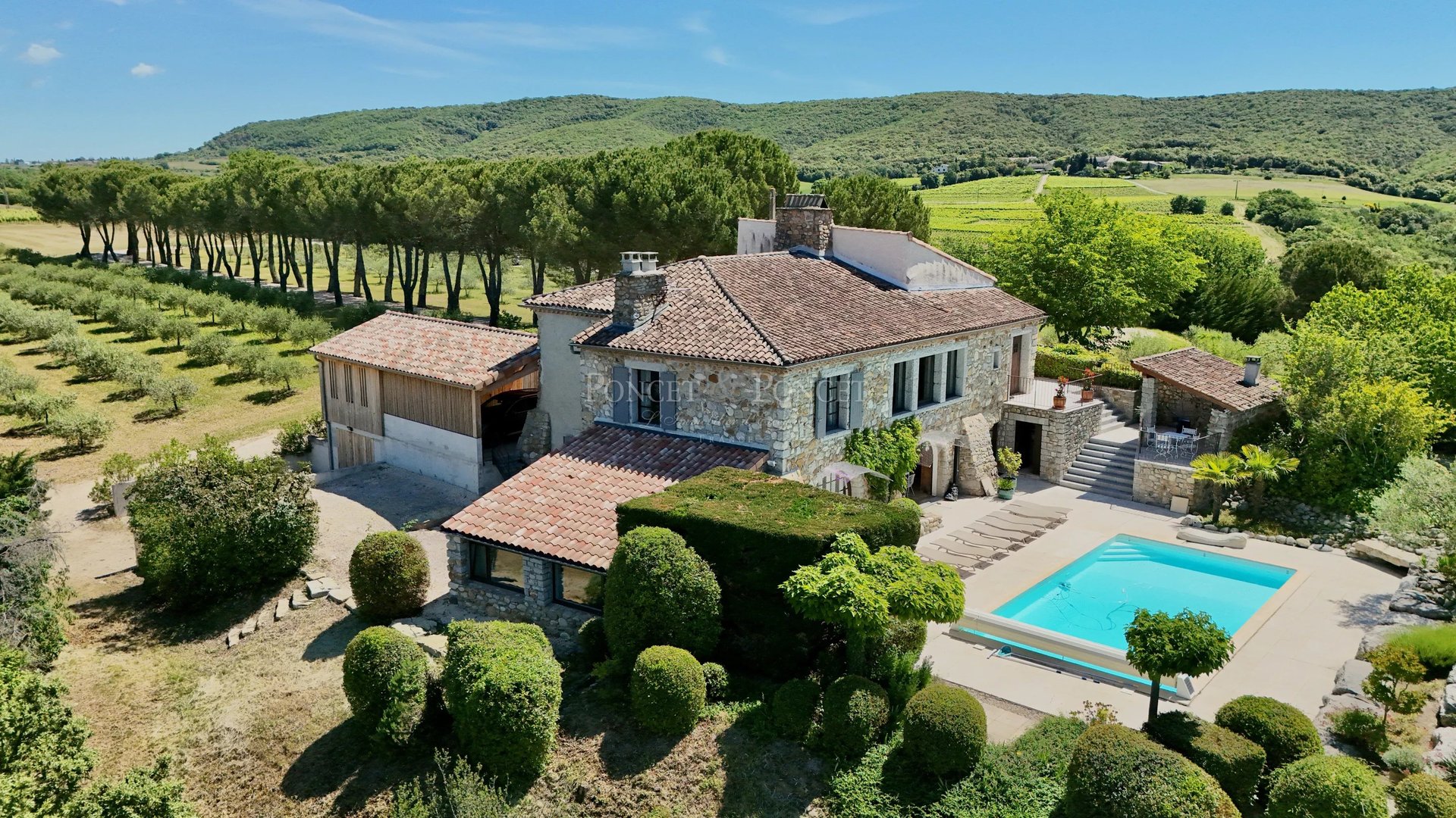 Maison à vendre, 305m², Vallon-Pont-d'Arc