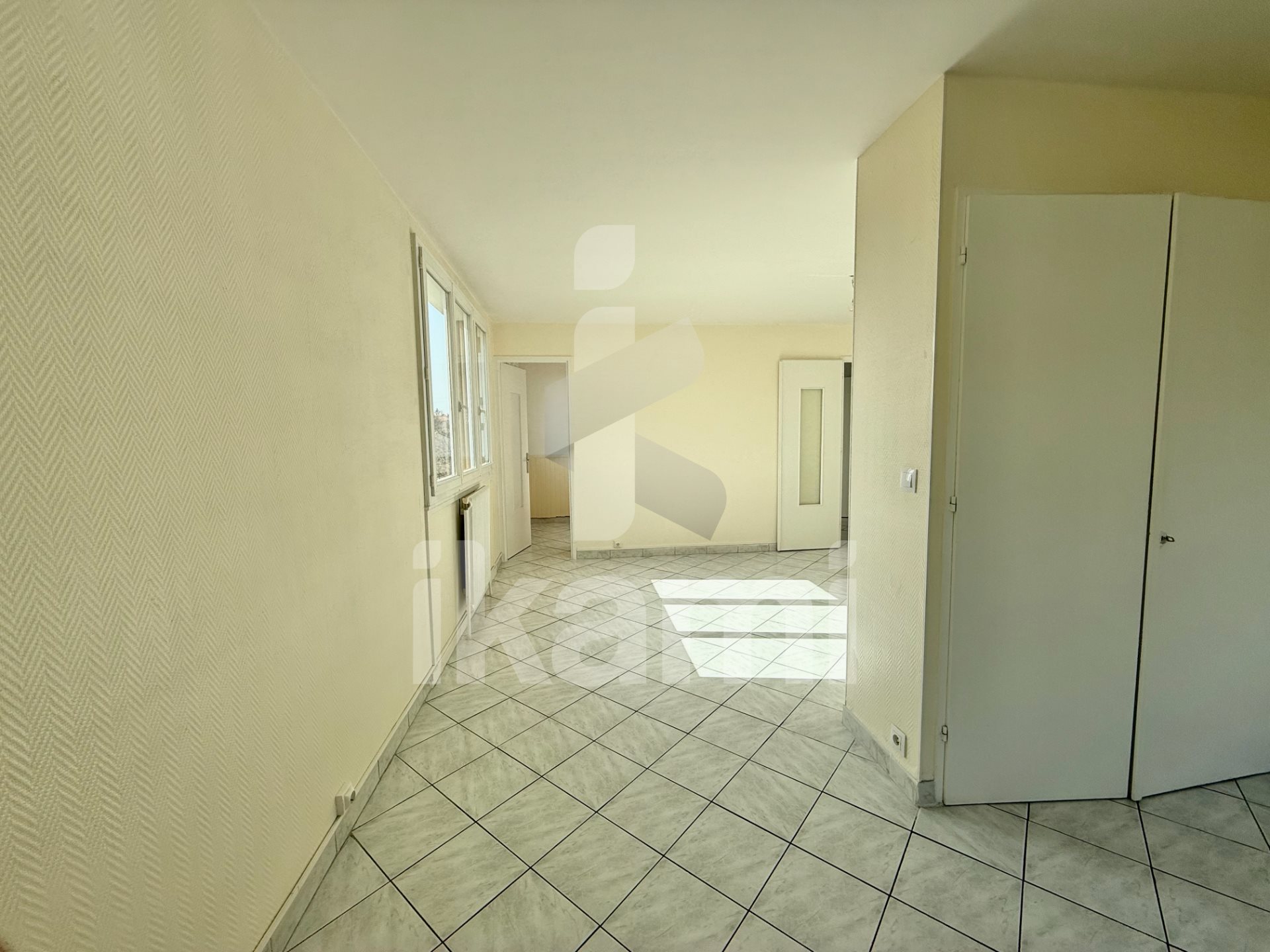 Appartement à vendre, 70m², Pierre-Bénite