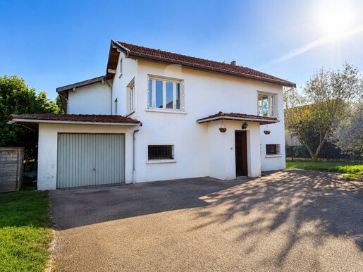 Maison 3 pièces 79 m² · à Communay · 79 m² · 259 000 €