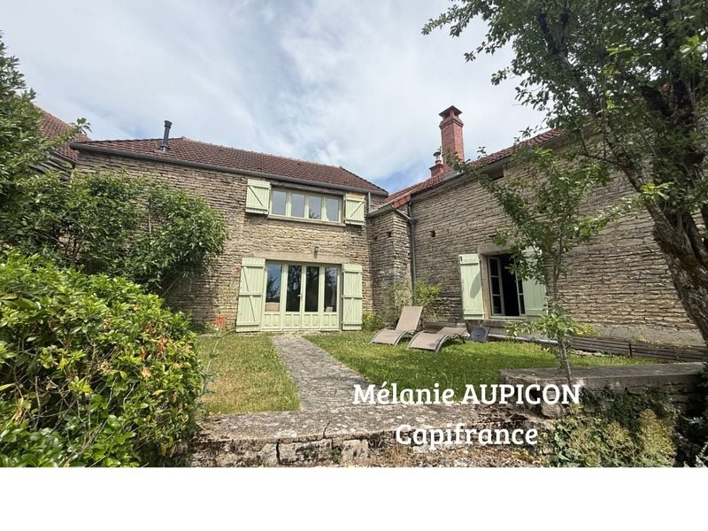 Maison à vendre, 141m², Montbard