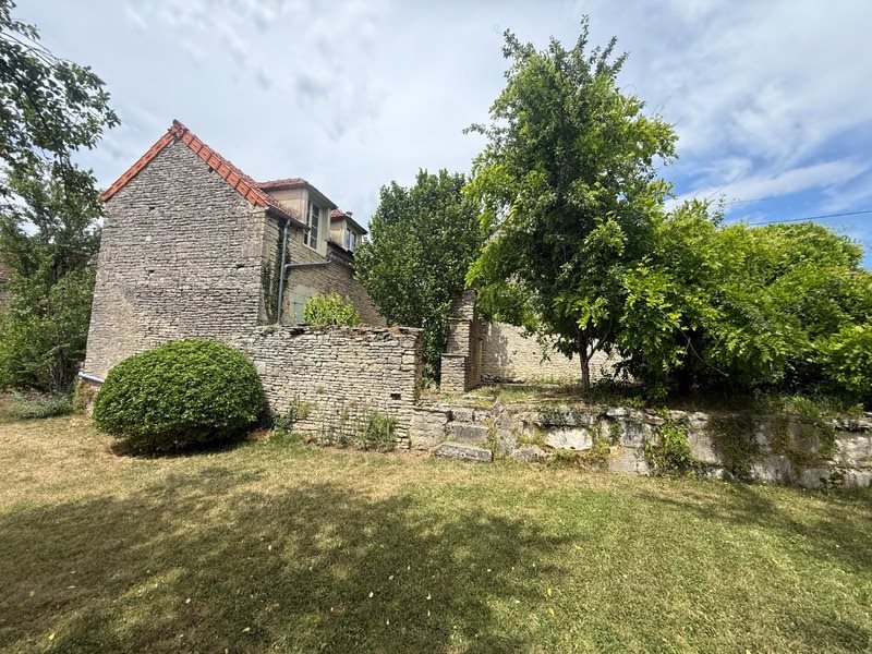 Maison à vendre, 141m², Montbard