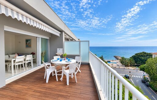 Appartement 3 pièces 71 m² · à Menton · 71 m² · 599 000 €