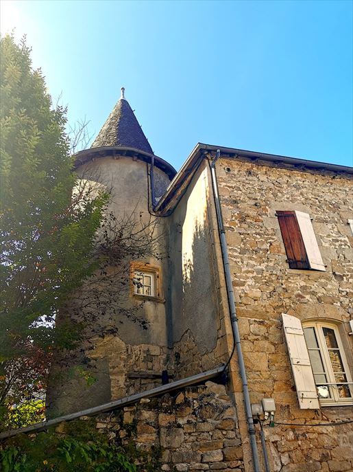 Immeuble 12 pièces 240 m² · à Treignac · 240 m² · 199 000 €
