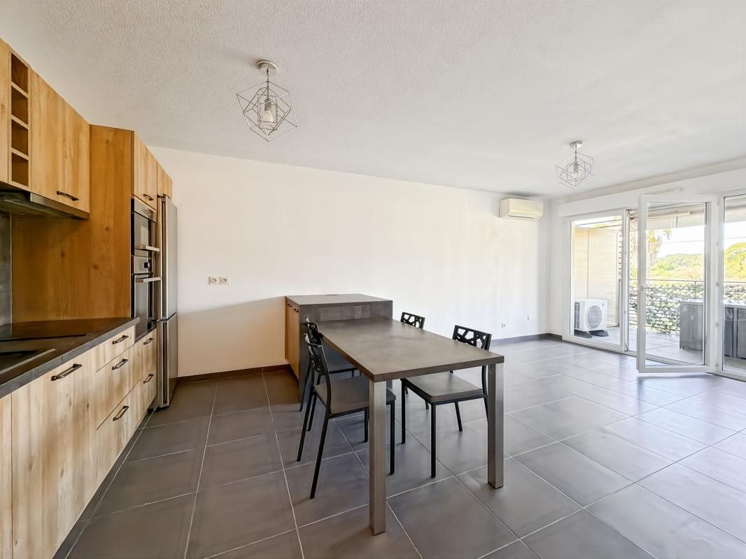 Appartement à vendre, 61m², Fréjus
