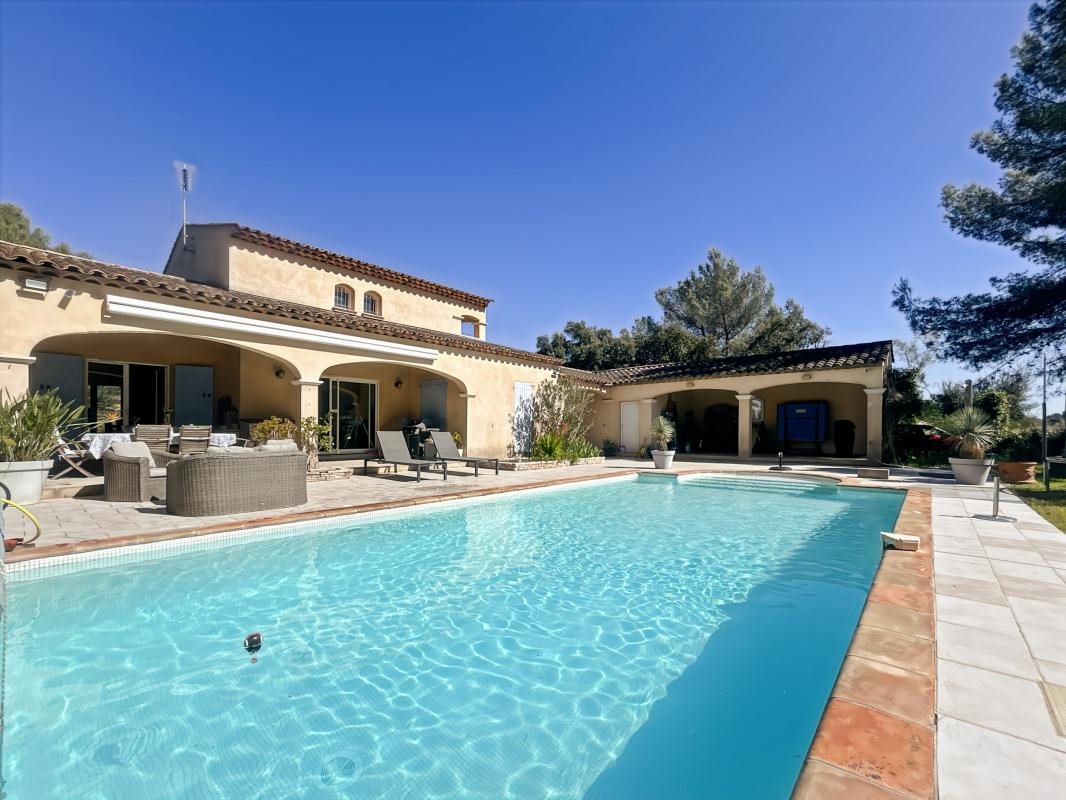 Maison à vendre, 168m², Roquebrune-sur-Argens