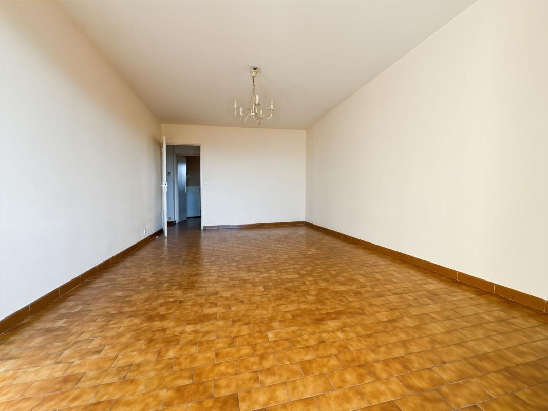 Appartement à vendre, 65m², Fréjus