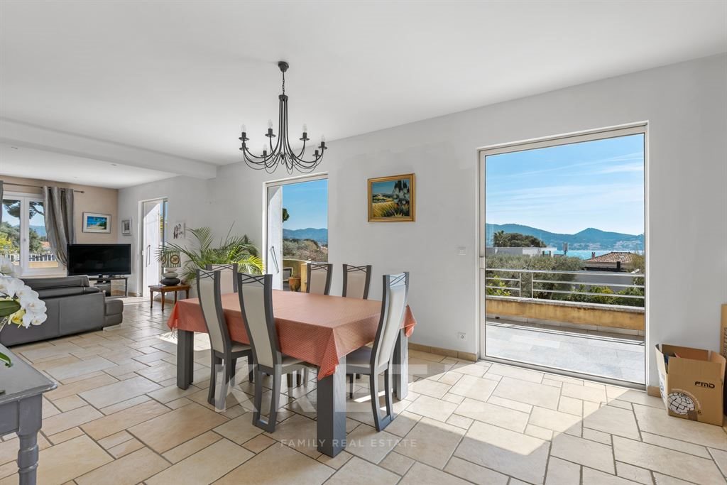 Maison à vendre, 301m², Saint-Cyr-sur-Mer