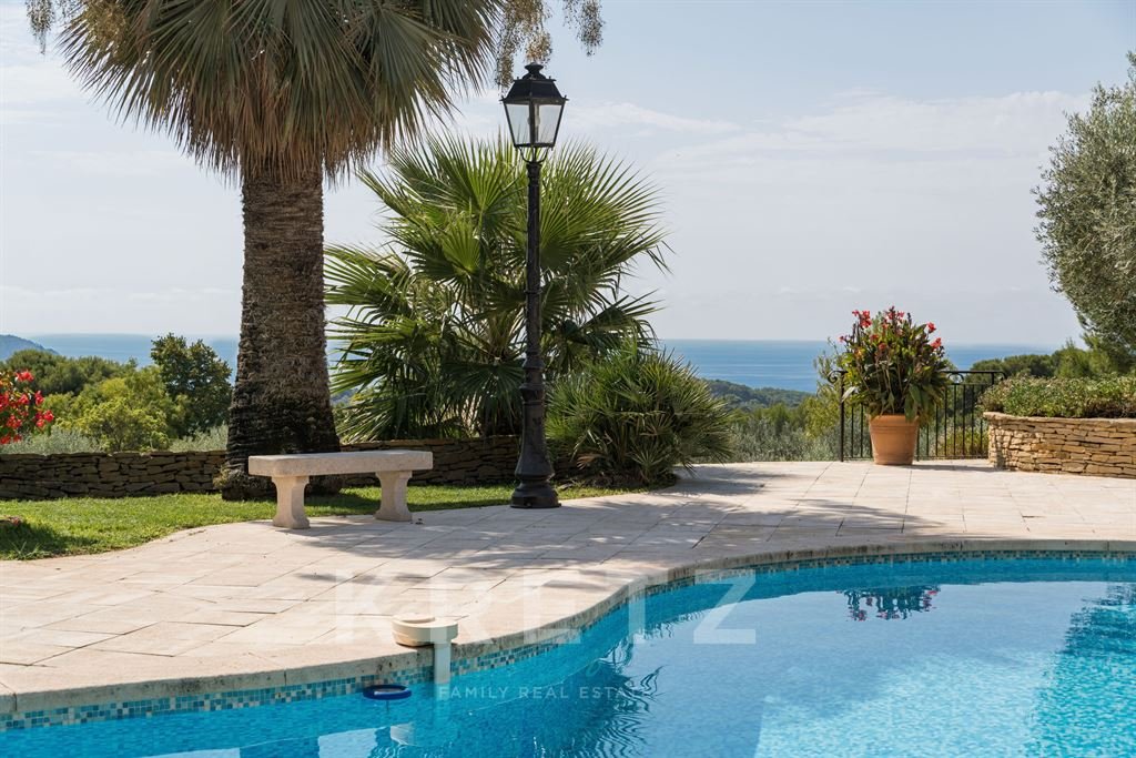Maison à vendre, 250m², La Cadière-d'Azur