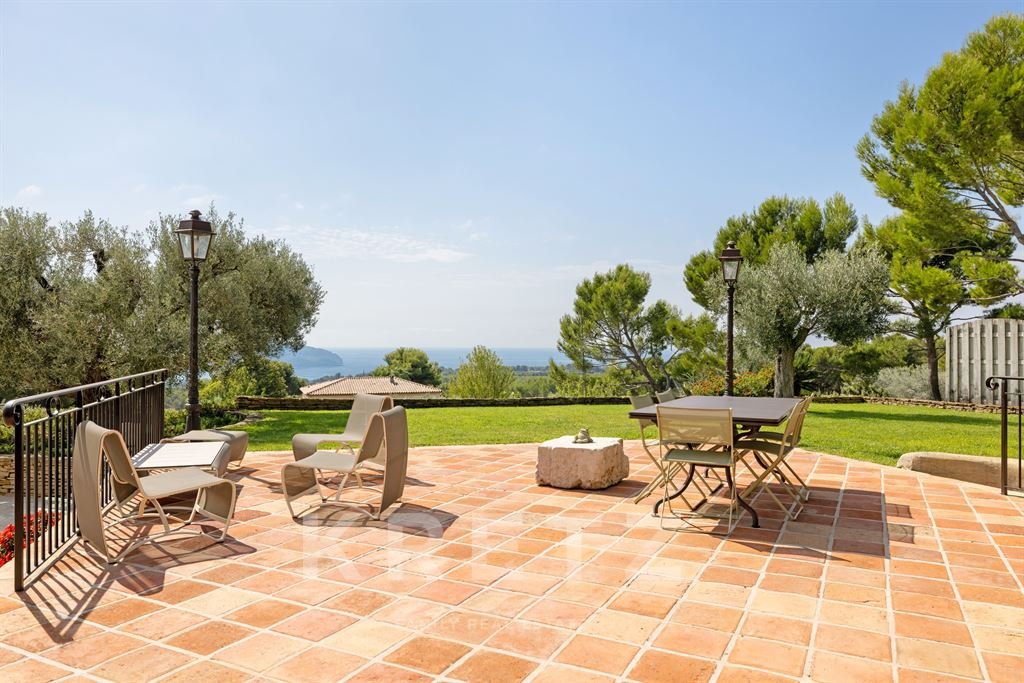 Maison à vendre, 250m², La Cadière-d'Azur