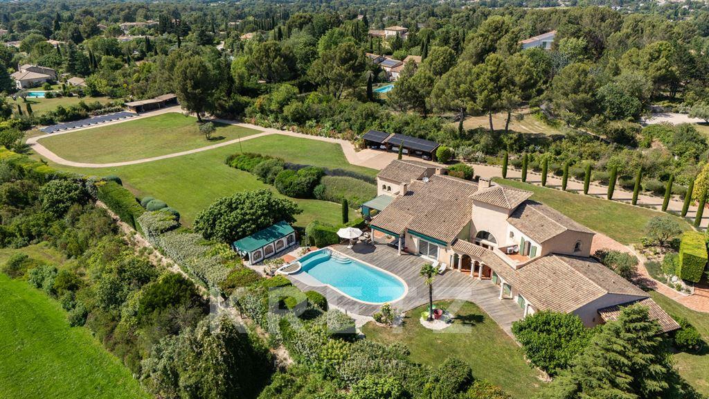 Maison à vendre, 500m², Aix-en-Provence