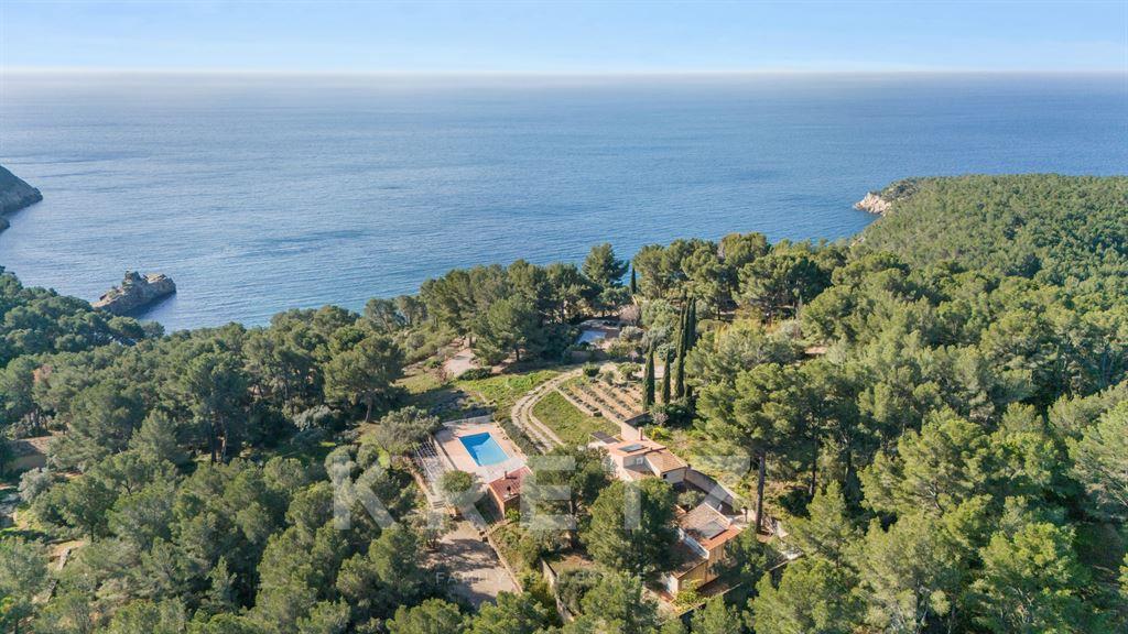 Maison à vendre, 280m², Saint-Cyr-sur-Mer