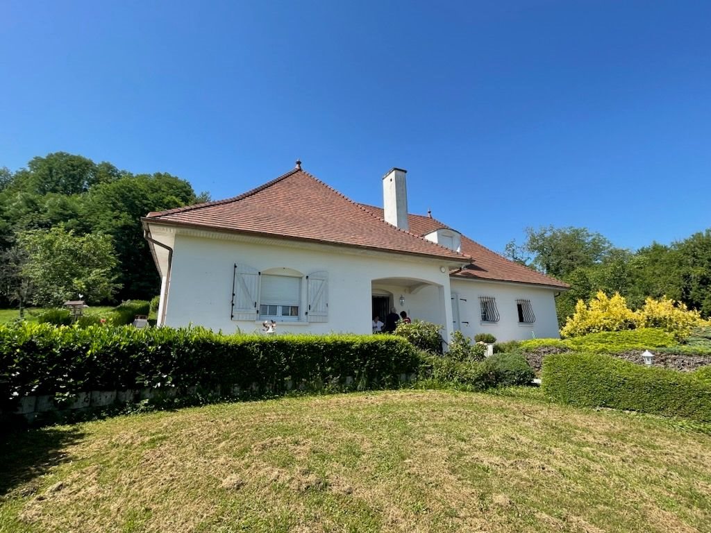 Maison à vendre, 216m², Jussey
