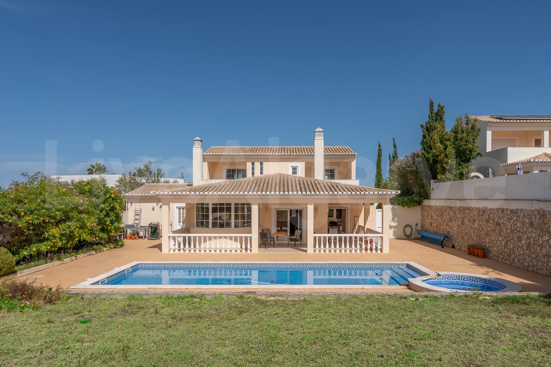 Opportunity | Chique T4 villa in Praia da Luz te koop - Lagos