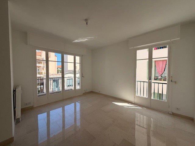 Appartement à louer, 59m², Nice