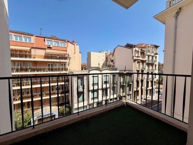 Appartement à louer, 59m², Nice