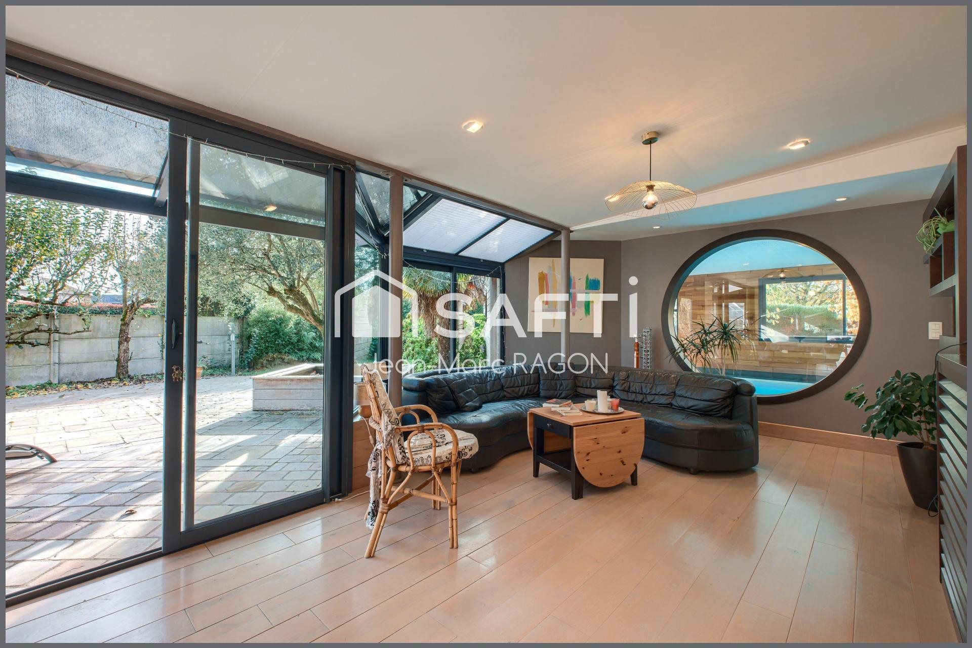 Maison à vendre, 264m², Vitré