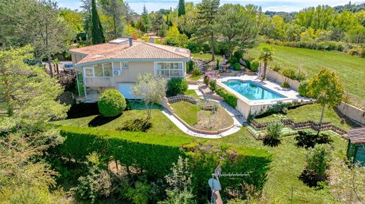 Maison 6 pièces 239 m² · à Auch · 239 m² · 472 000 €