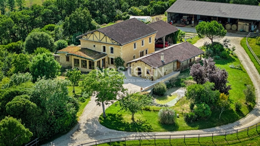 6 pièces 304 m² · à Le Brouilh-Monbert · 304 m² · 700 000 €