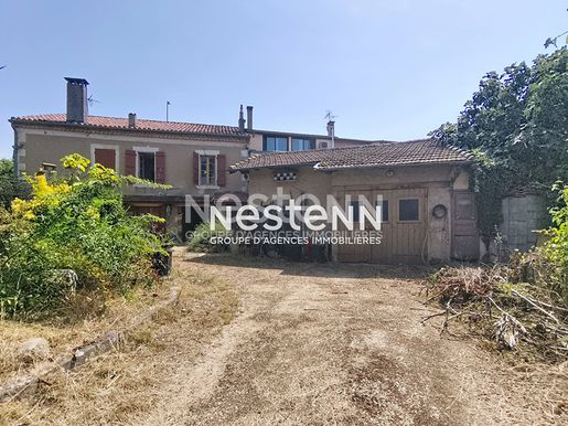 Maison 7 pièces 168 m² · à Auch · 168 m² · 160 000 €