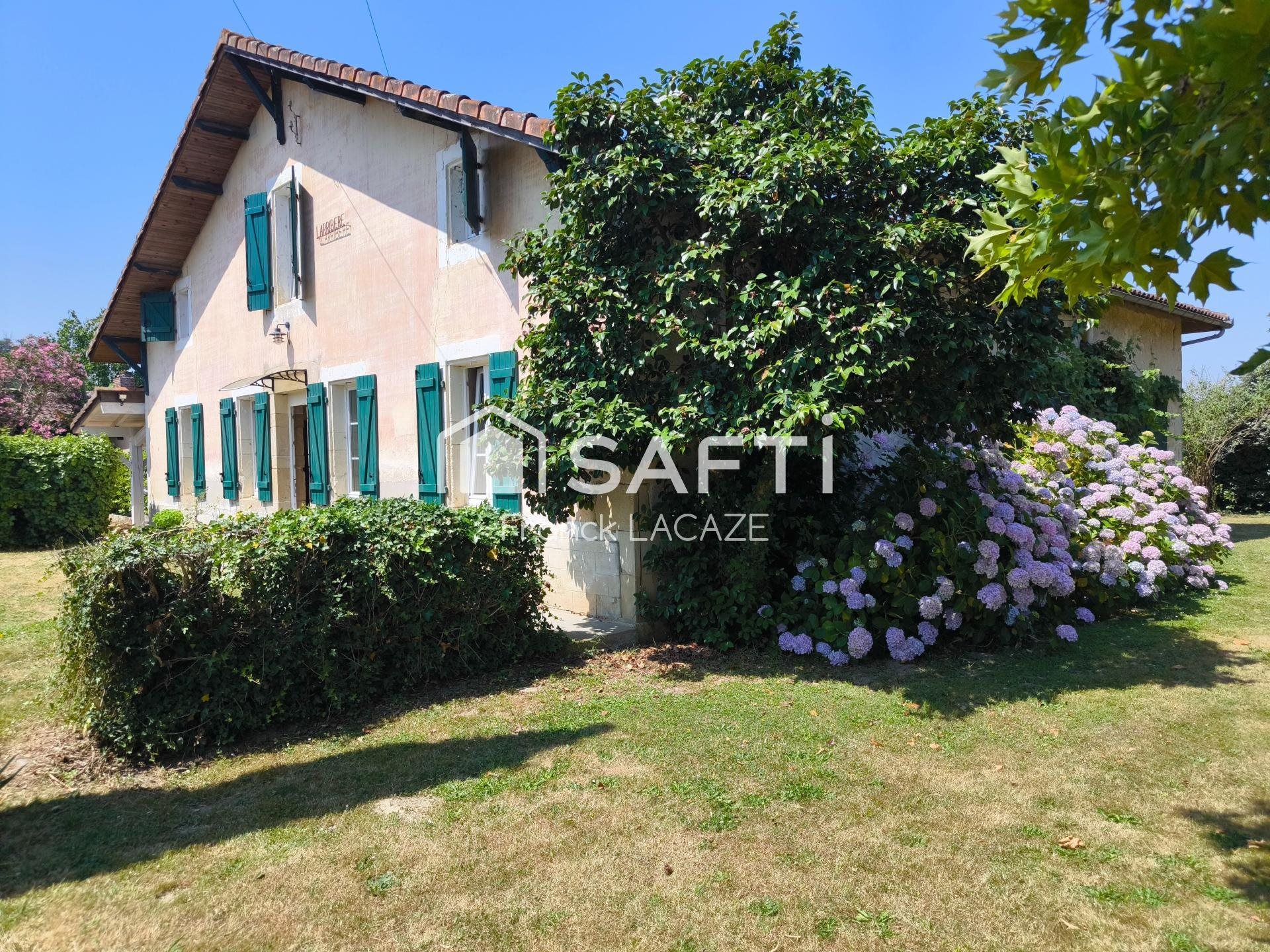 Maison à vendre, 240m², Poyanne