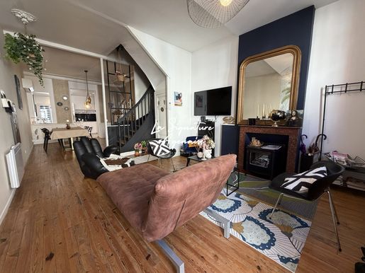 Maison 6 pièces 164 m² · à Agen · 164 m² · 374 000 €