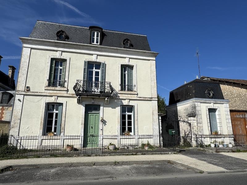 Maison à vendre, 200m², Chalais