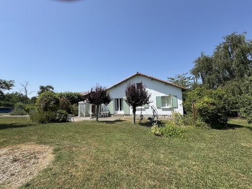 Maison 8 pièces 120 m² · à La Genétouze · 120 m² · 199 500 €