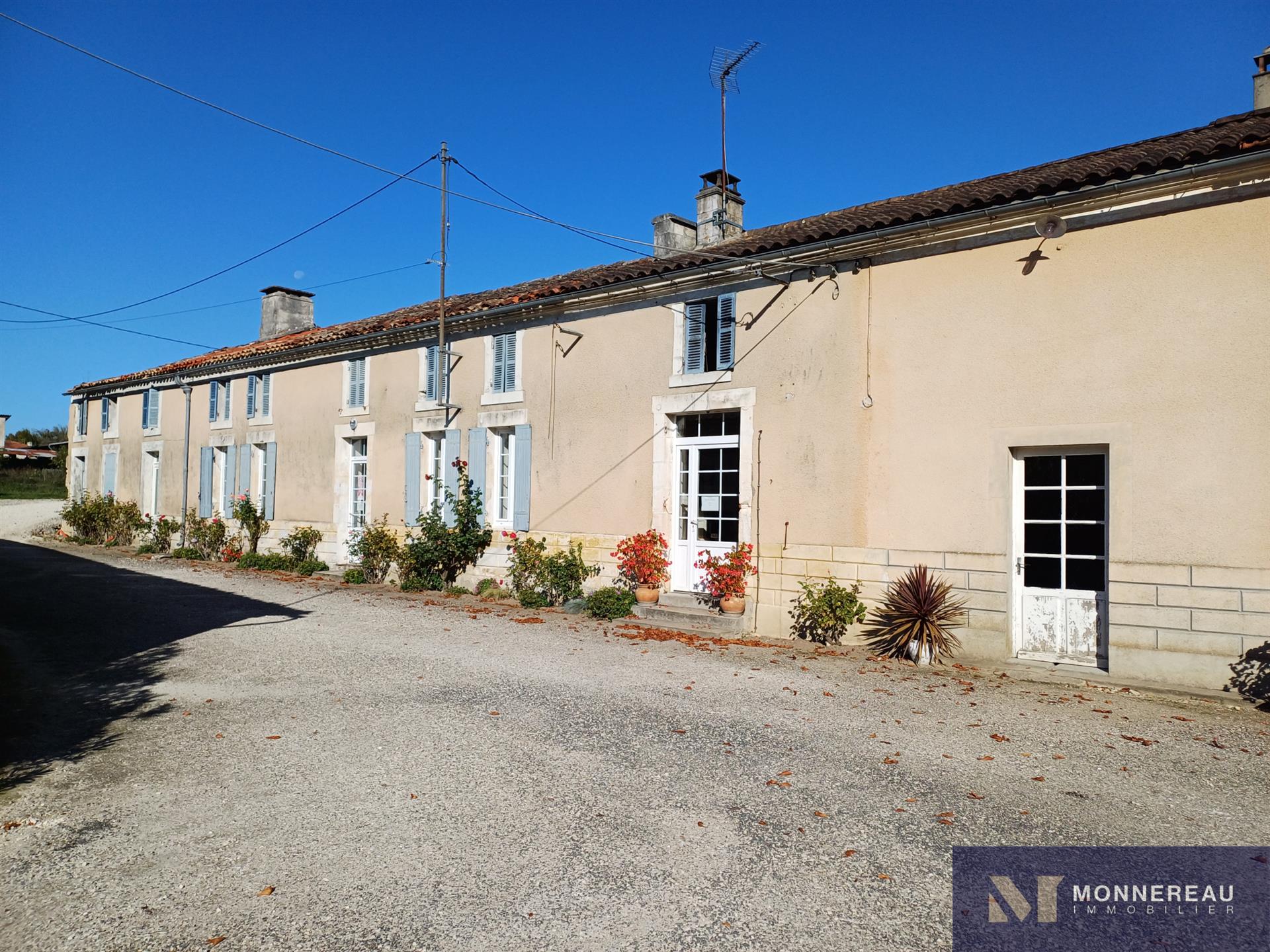 Maison à vendre, 148m², Baignes-Sainte-Radegonde