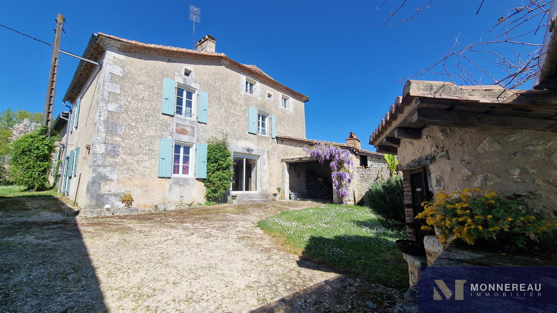 Maison à vendre, 150m², Montmoreau-Saint-Cybard