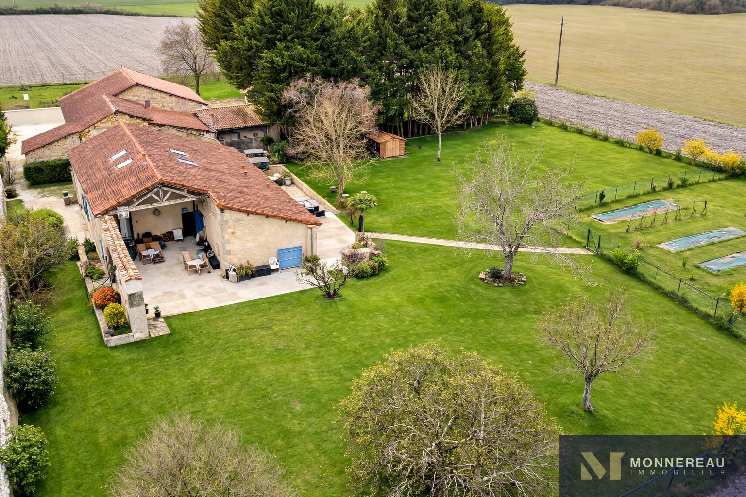 Maison à vendre, 165m², Condéon