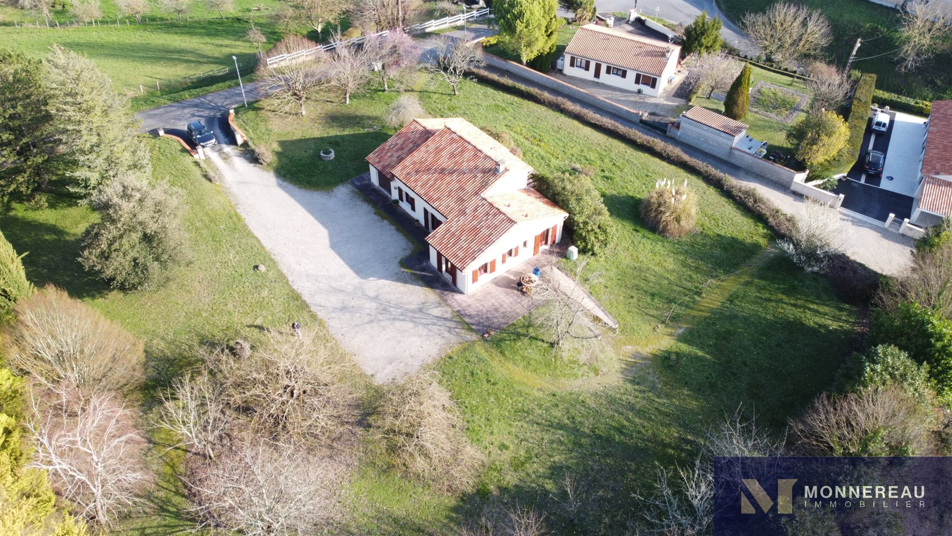 Maison à vendre, 138m², Coteaux-du-Blanzacais