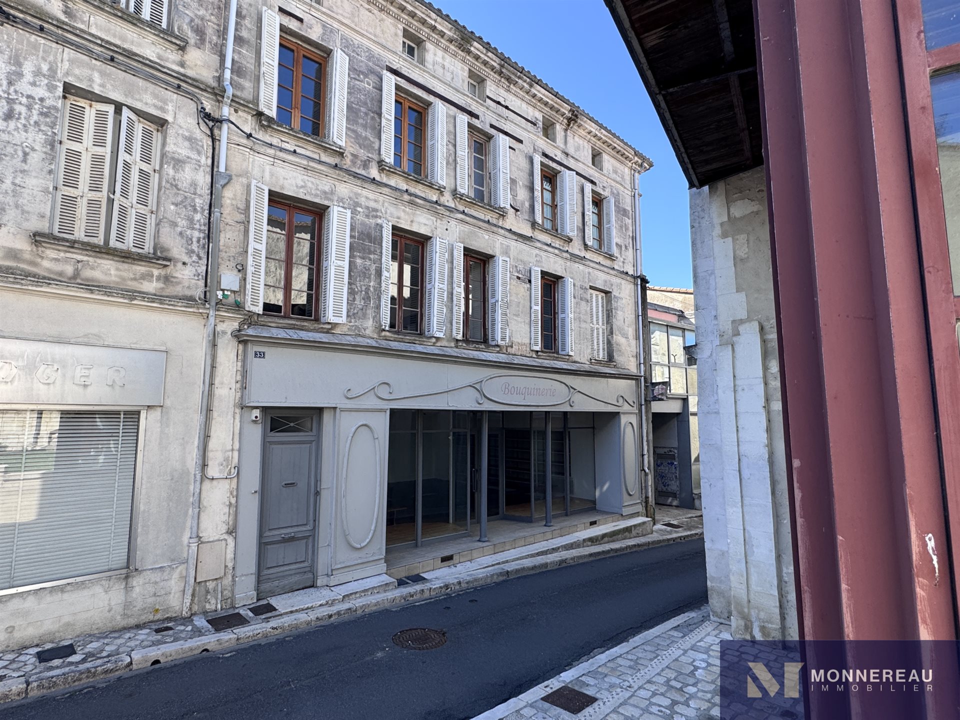 Maison à vendre, 248m², Barbezieux-Saint-Hilaire
