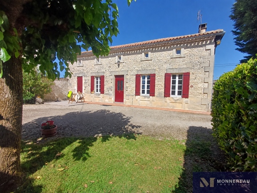 7 pièces 168 m² · à Baignes-Sainte-Radegonde · 168 m² · 265 000 €
