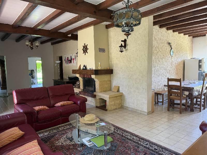 Maison à vendre, 131m², Pressignac-Vicq