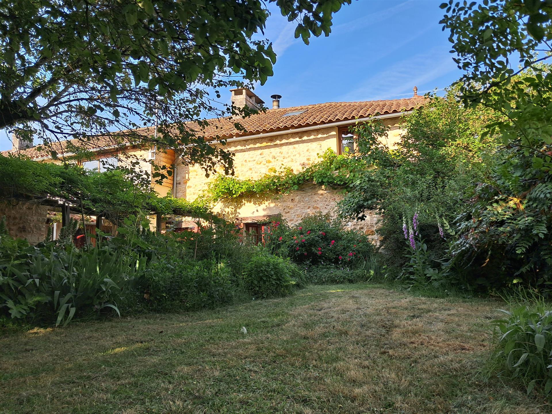 Casa y casa rural