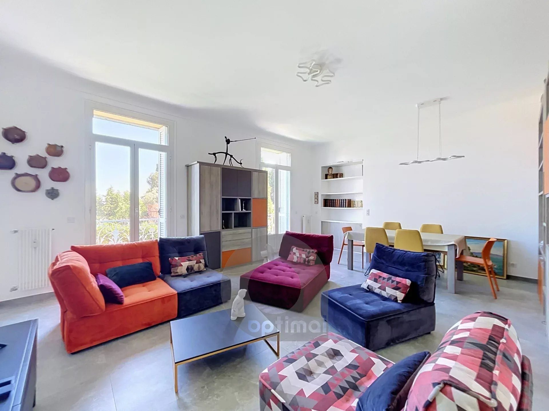 Appartement à louer, 87m², Menton